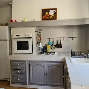 https://jolie-villa-avec-piscine.fr-provencehotel.com